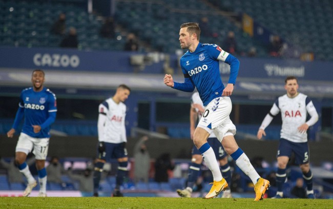 进入决赛 进入决赛