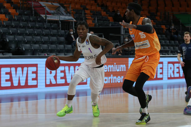 定性具有现 定性具有现