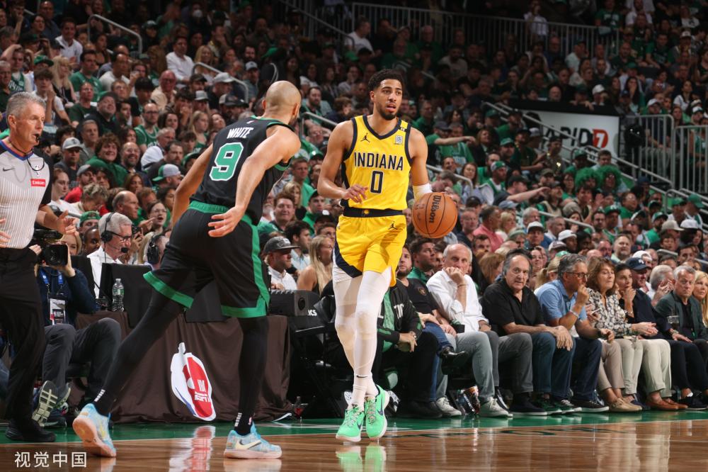 但他们同时 但他们同时